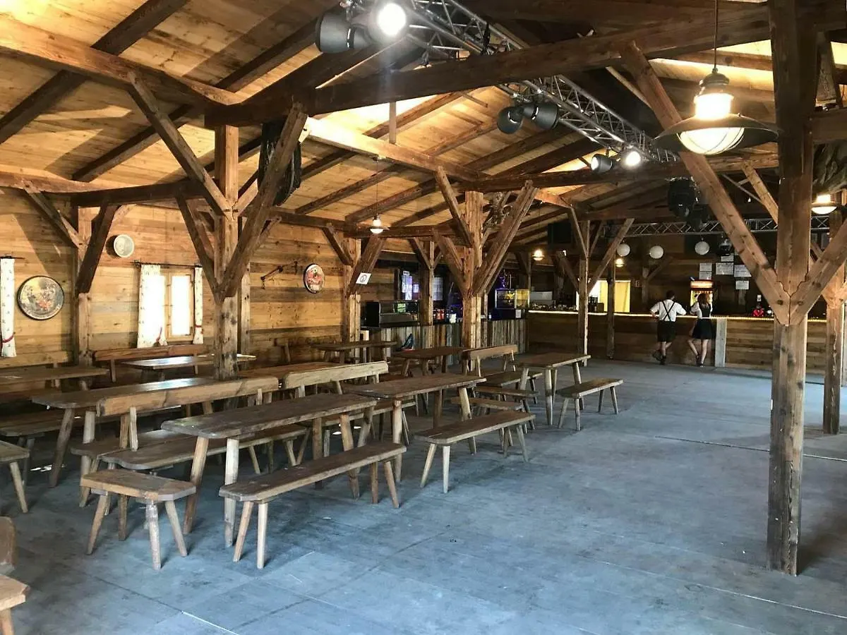 Oktoberfest Wiesn Camp Lodge Μόναχο
